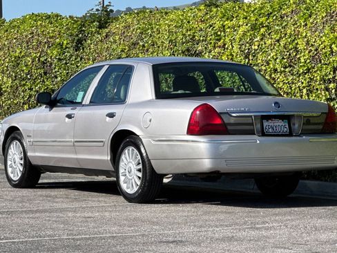 Used 2011 Mercury Grand Marquis LS RWD image 6