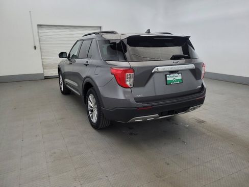Used 2023 Ford Explorer XLT w/ Equipment Group 202A AWD/4WD image 5