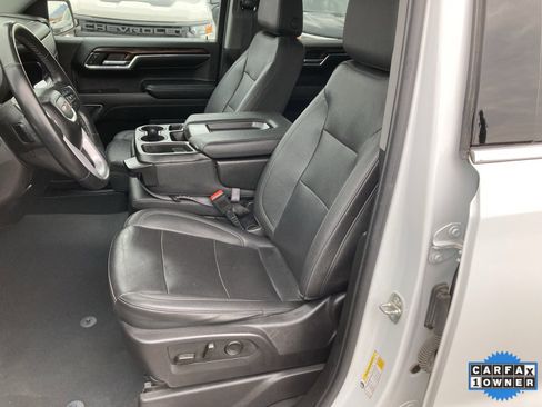 Used 2024 GMC Sierra 1500 SLT image 32