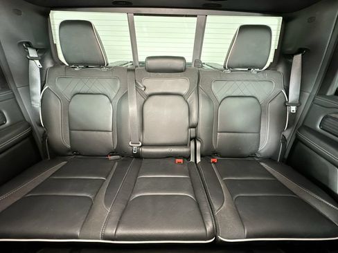 Used 2025 RAM 1500 Limited AWD/4WD image 13