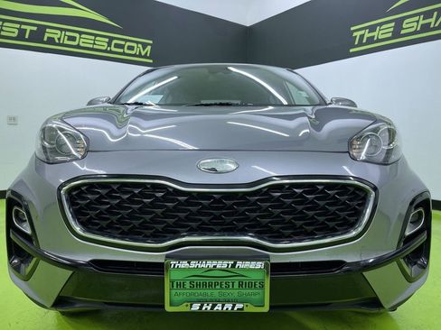 Used 2022 Kia Sportage LX image 3