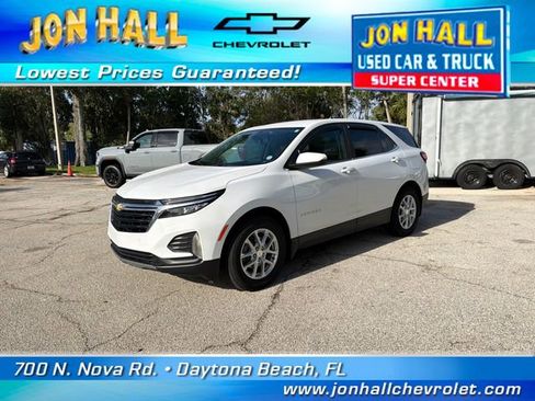 Used 2024 Chevrolet Equinox LT image 2