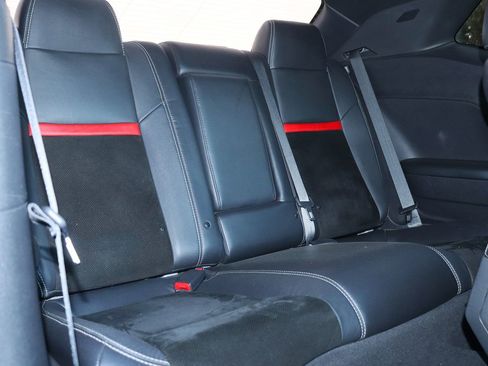 Used 2012 Dodge Challenger SRT8 image 27