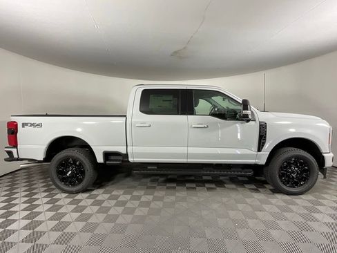 New 2026 Ford F250 Lariat w/ Black Appearance Package AWD/4WD image 2