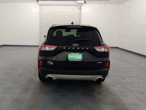 Used 2022 Ford Escape SEL image 7