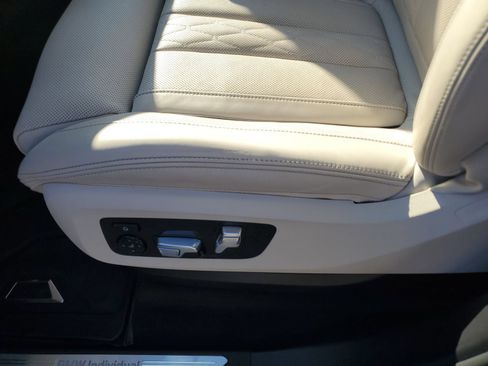 Used 2021 BMW X5 xDrive40i w/ Premium Package AWD/4WD image 18