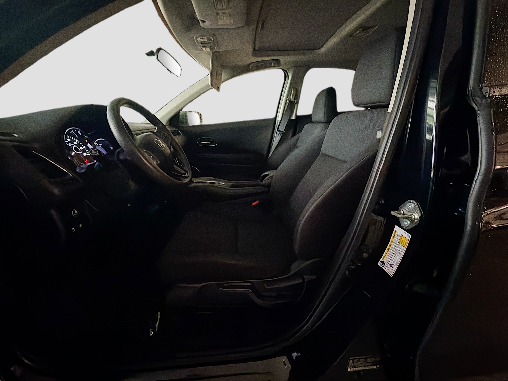 Used 2018 Honda HR-V EX image 13