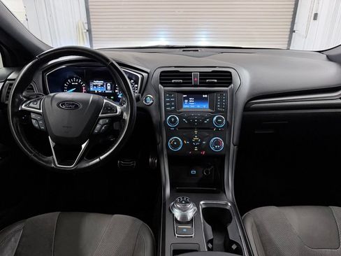 Used 2017 Ford Fusion Sport AWD/4WD image 19