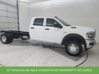 New 2026 RAM 5500 Tradesman w/ Chrome Appearance Group AWD/4WD 360° Tour