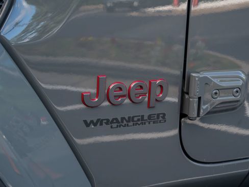 Used 2020 Jeep Wrangler Unlimited Rubicon AWD/4WD image 23