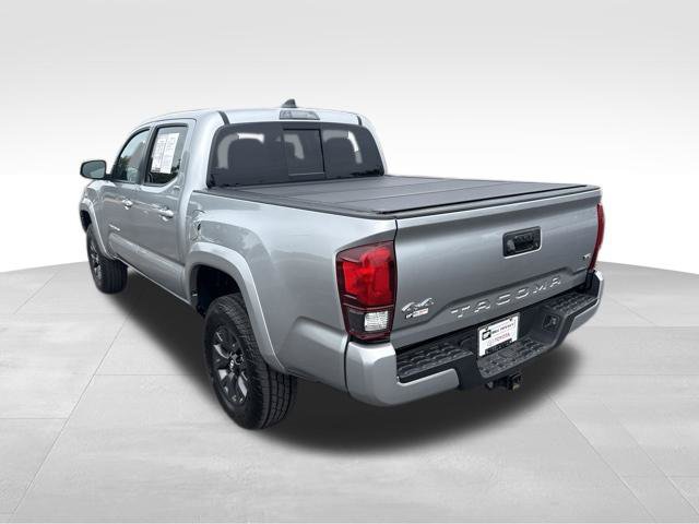 Used 2023 Toyota Tacoma SR5 w/ Technology Package AWD/4WD image 3