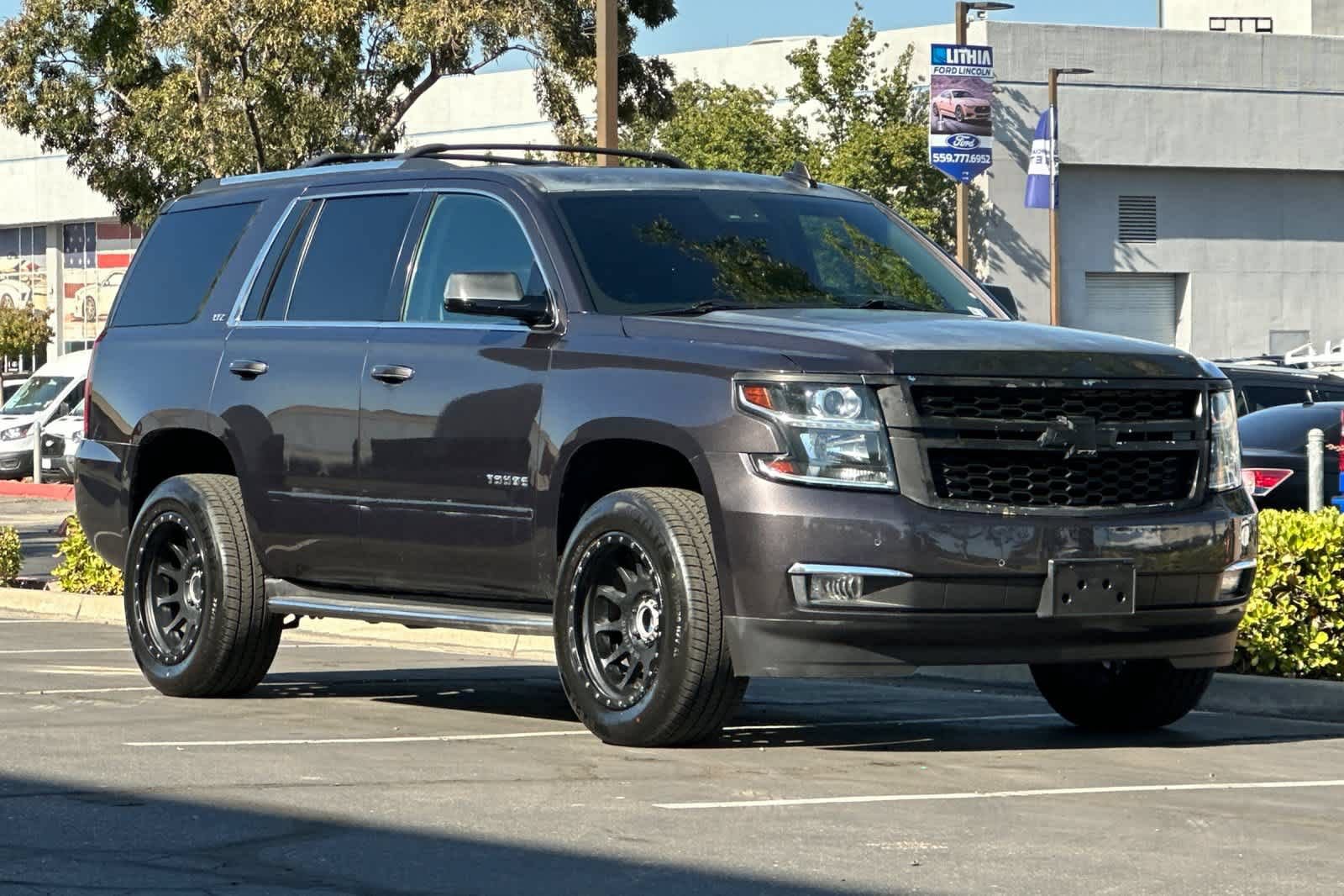 Used 2015 Chevrolet Tahoe LTZ AWD/4WD image 9