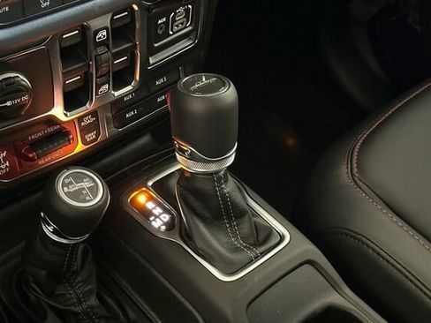 New 2026 Jeep Gladiator Rubicon AWD/4WD image 18