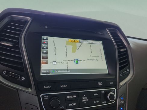 Used 2017 Hyundai Santa Fe Sport FWD image 24
