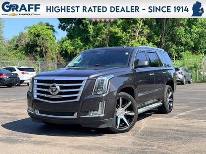 Used 2015 Cadillac Escalade Luxury
