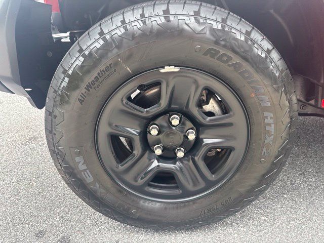 Used 2026 Jeep Wrangler Sport AWD/4WD image 9