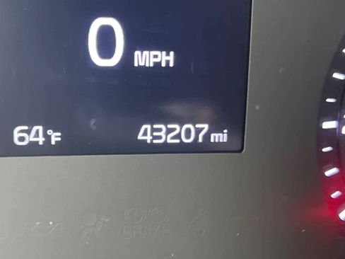 Used 2022 Kia Soul LX image 27