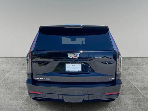 Certified 2025 Cadillac Escalade Sport AWD/4WD image 5