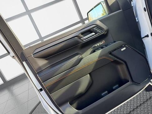 Used 2023 GMC Sierra 1500 AT4 w/ Technology Package image 26