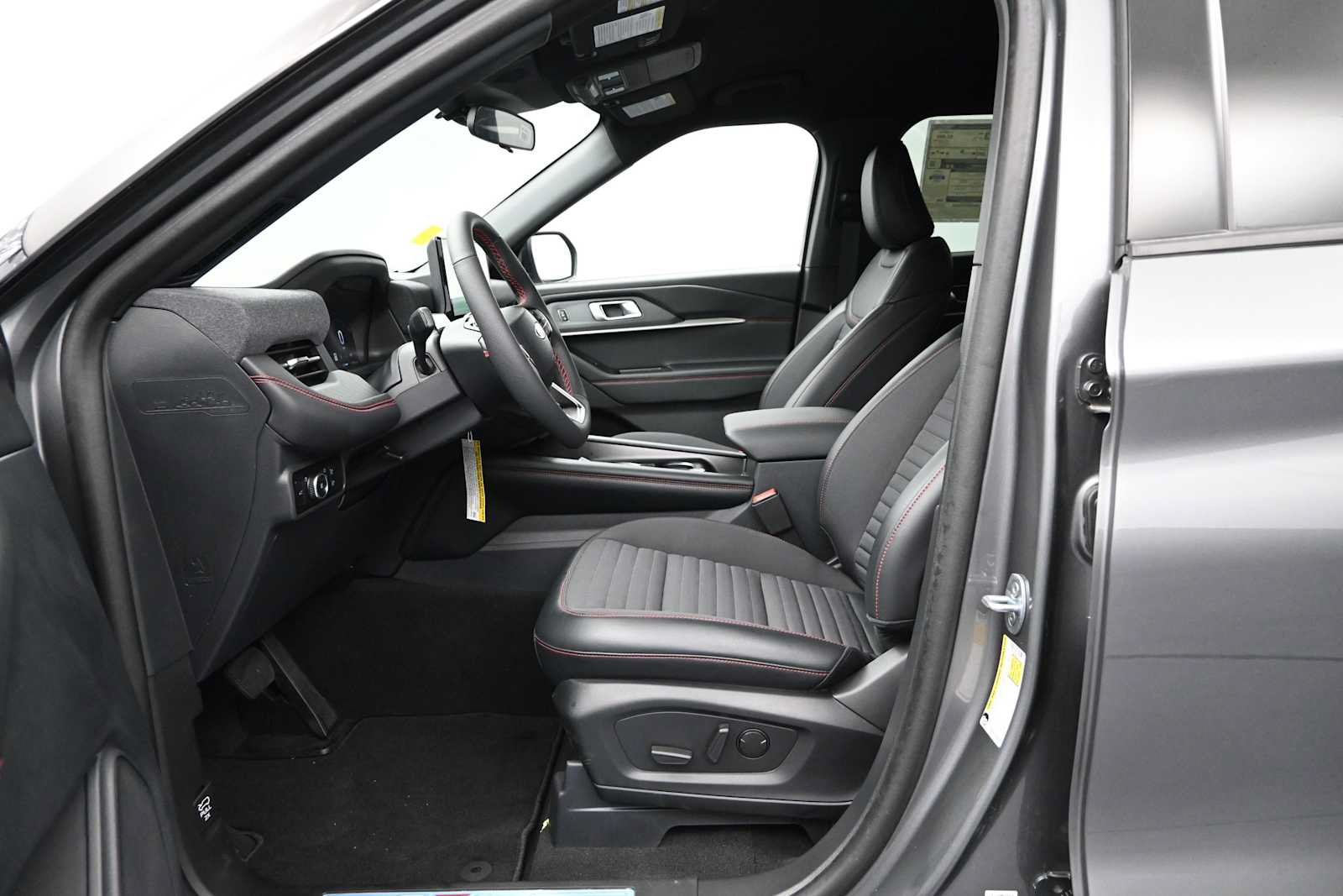 New 2025 Ford Explorer ST-Line AWD/4WD image 79