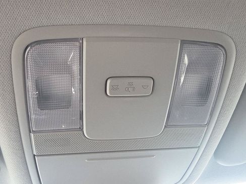 Used 2025 Kia Soul LX FWD image 24