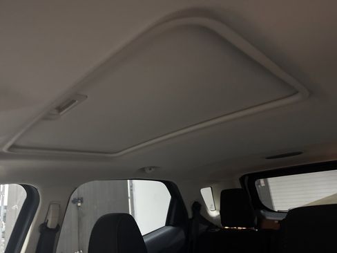 Used 2019 Ford EcoSport SE w/ SE Convenience Package image 8