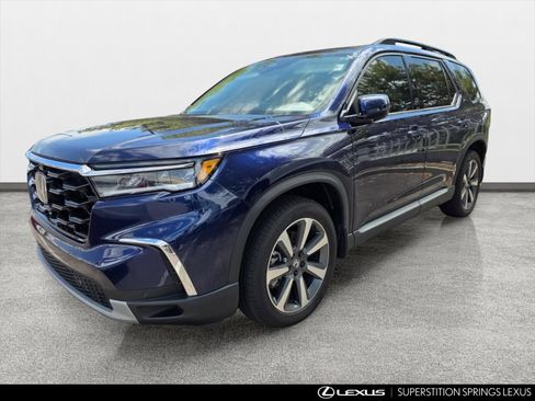 Used 2025 Honda Pilot Elite image 5