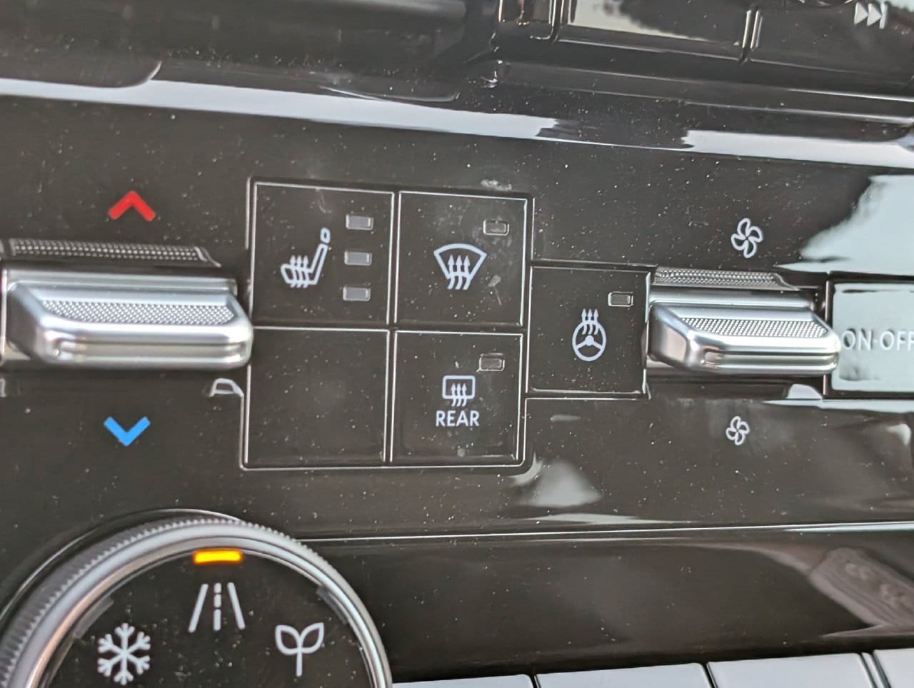 New 2026 Nissan Armada SL RWD image 14