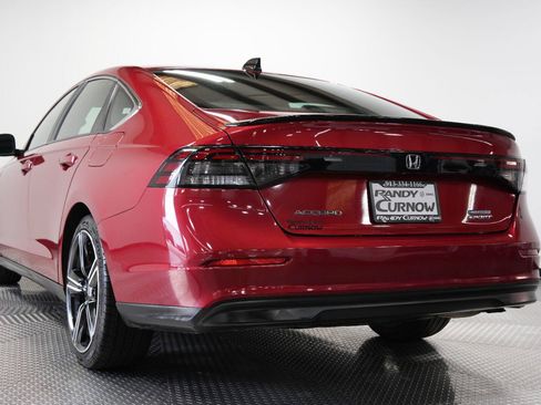 Used 2023 Honda Accord Sport image 27