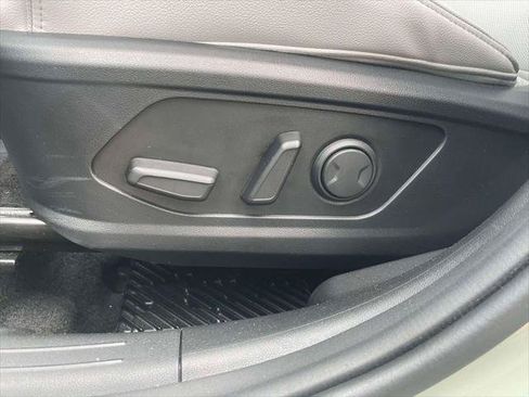 Used 2025 Hyundai Santa Cruz Limited AWD/4WD image 17