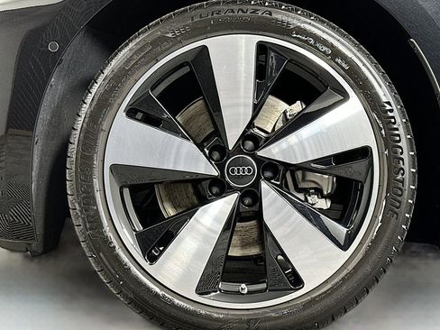 Used 2025 Audi A5 2.0T Premium w/ Convenience Package image 11