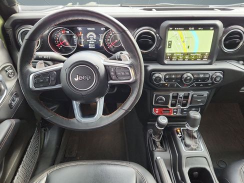 Used 2022 Jeep Wrangler Unlimited Rubicon w/ Trailer Tow Package image 12