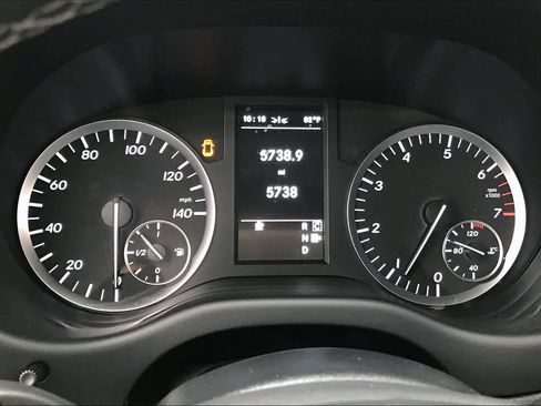 Used 2019 Mercedes-Benz Metris Passenger image 20