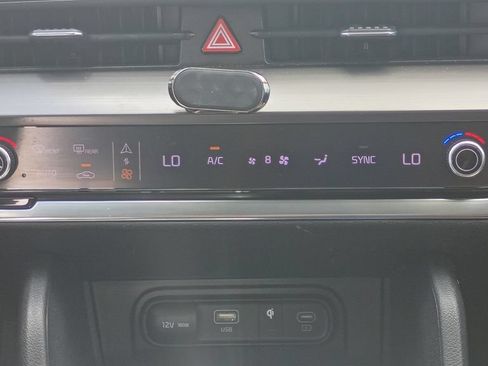 Used 2023 Kia Sportage EX FWD image 24