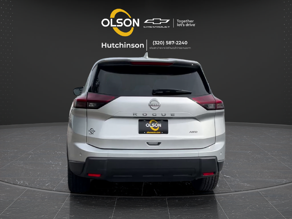 Used 2025 Nissan Rogue SV AWD/4WD image 8