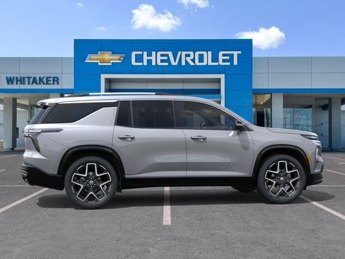 New 2026 Chevrolet Traverse High Country FWD image 5