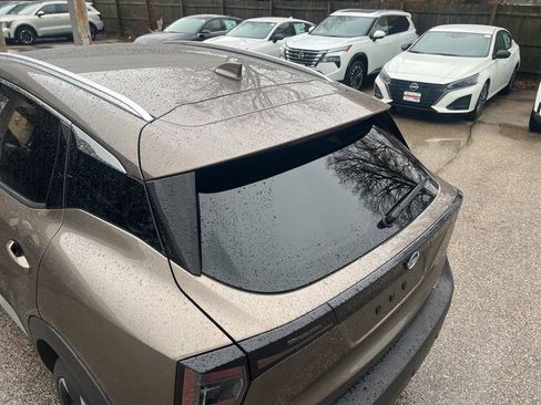 Certified 2025 Nissan Kicks SR image 34