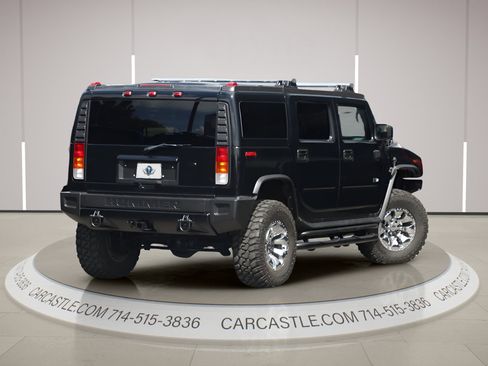 Used 2004 HUMMER H2 w/ Preferred Equipment Group AWD/4WD image 2