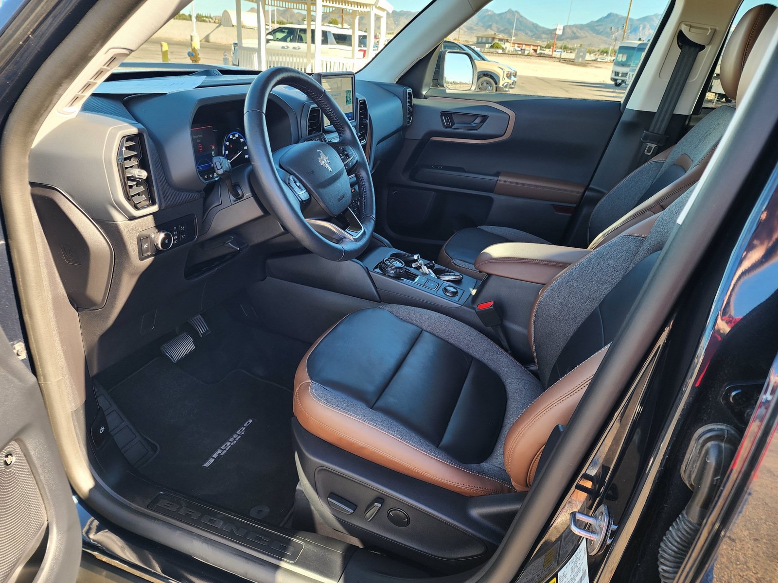 Used 2023 Ford Bronco Sport Outer Banks w/ Tech Package AWD/4WD image 15