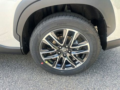 New 2026 Toyota Corolla Cross XLE AWD/4WD image 13