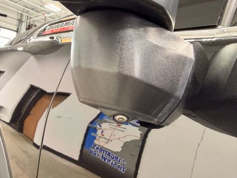 Used 2021 GMC Sierra 3500 Denali w/ Denali Black Diamond Edition image 28