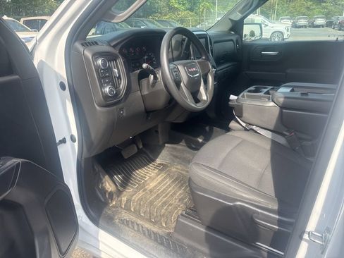 Used 2023 GMC Sierra 1500 Pro AWD/4WD image 9