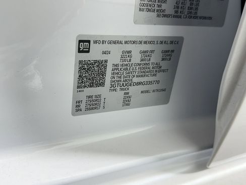 Used 2024 GMC Sierra 1500 Denali w/ Denali Reserve Package image 18