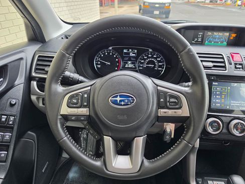 Used 2017 Subaru Forester 2.5i Limited AWD/4WD image 18