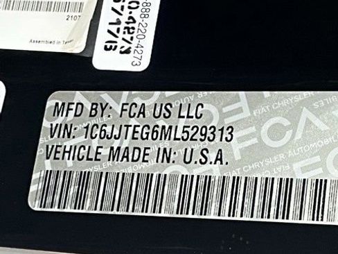 Used 2021 Jeep Gladiator Mojave image 32