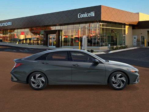 New 2026 Hyundai Elantra SEL Sport Premium FWD image 7