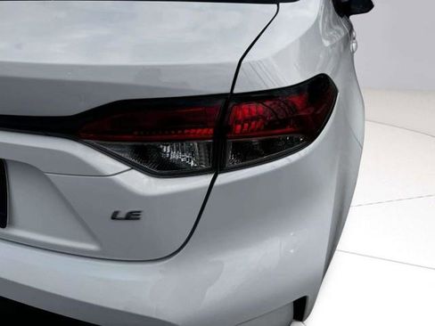Used 2023 Toyota Corolla LE FWD image 16