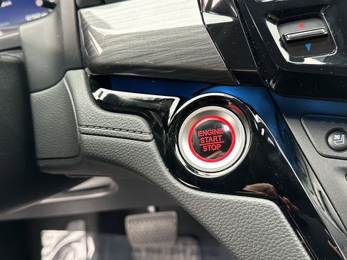 Certified 2024 Honda Odyssey Elite image 25