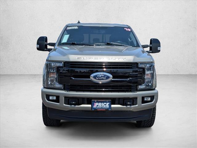 Used 2019 Ford F250 Lariat AWD/4WD image 2