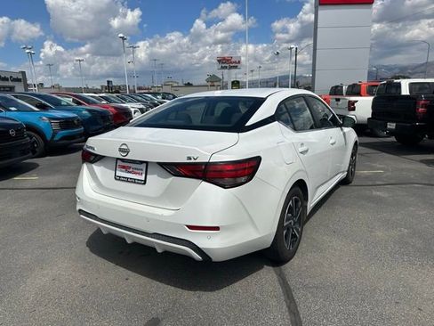 Used 2024 Nissan Sentra SV FWD image 10